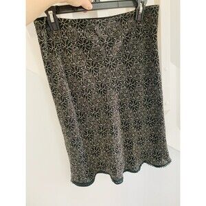 Studio M Women's Basic  Casual A-Line Midi Skirt Size 4-6